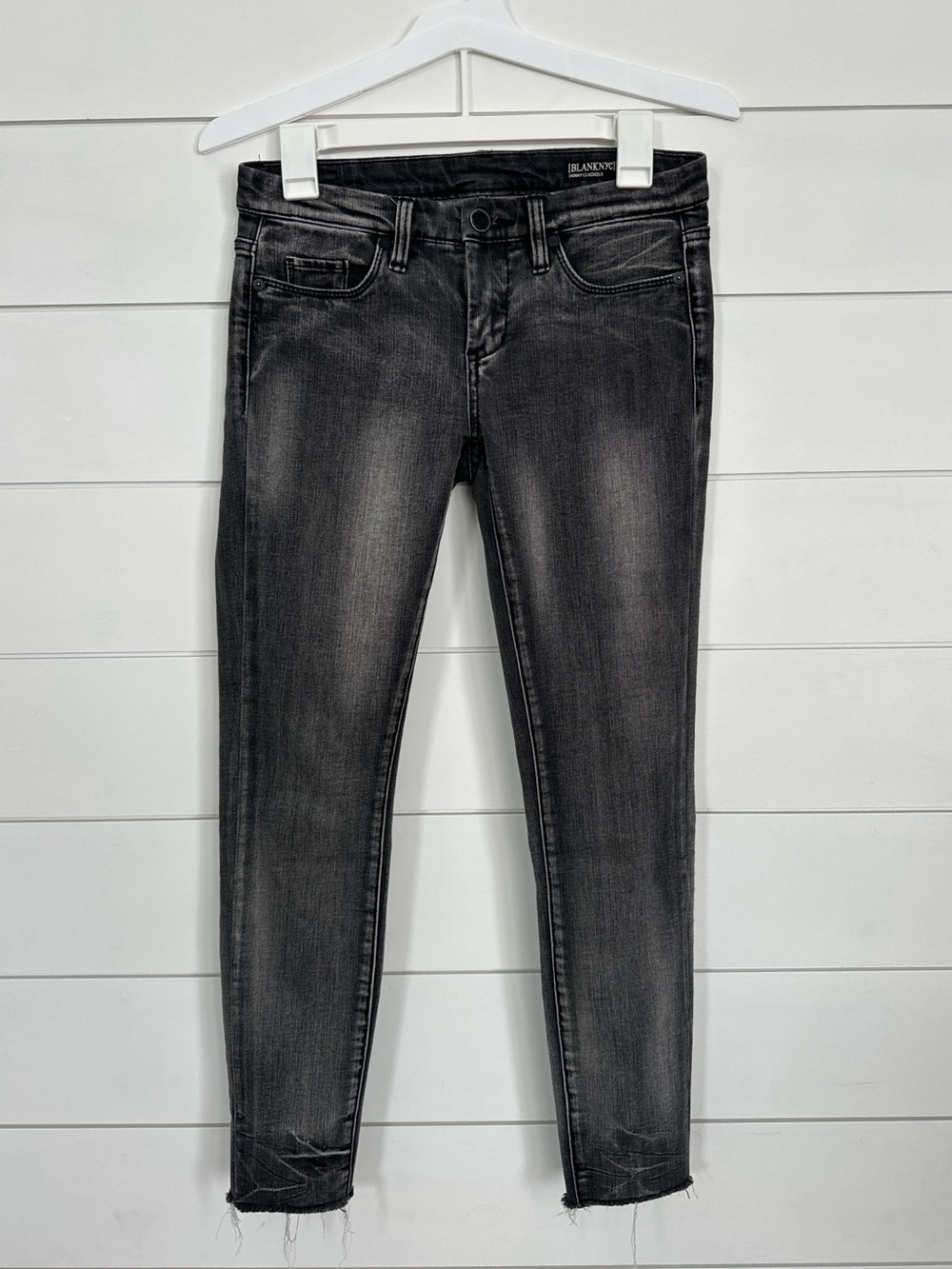 BLANKNYC Skinny Classique Jeans Women’s 26 Gray Black Wash Raw Hem Ankle Skinny